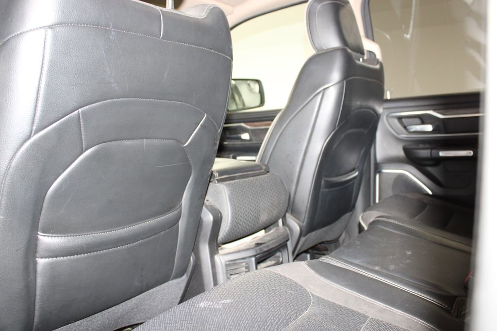 Used 2019 RAM 1500 Laramie AWD/4WD image 22