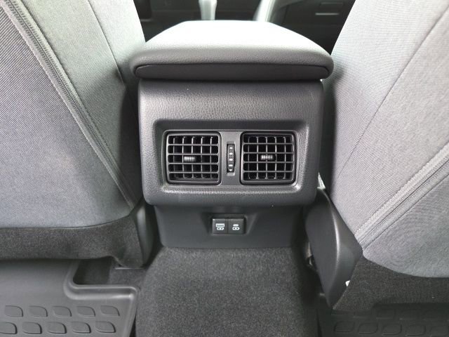 Used 2025 Toyota Camry LE image 22