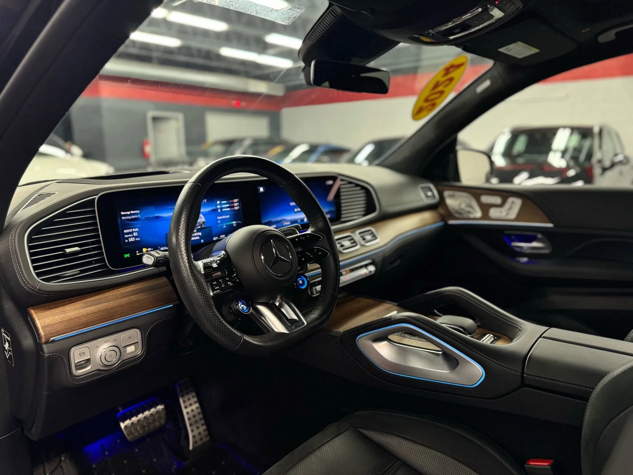 Used 2024 Mercedes-Benz GLS 63 AMG 4MATIC image 21