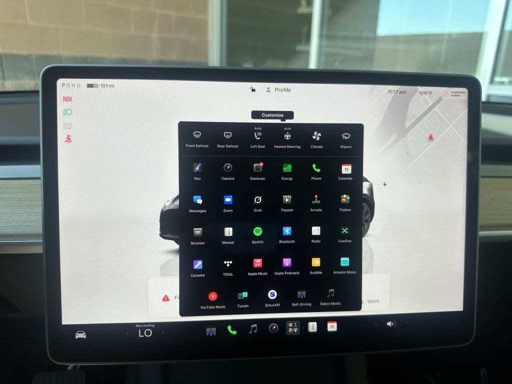 Used 2025 Tesla Model Y Long Range RWD image 21