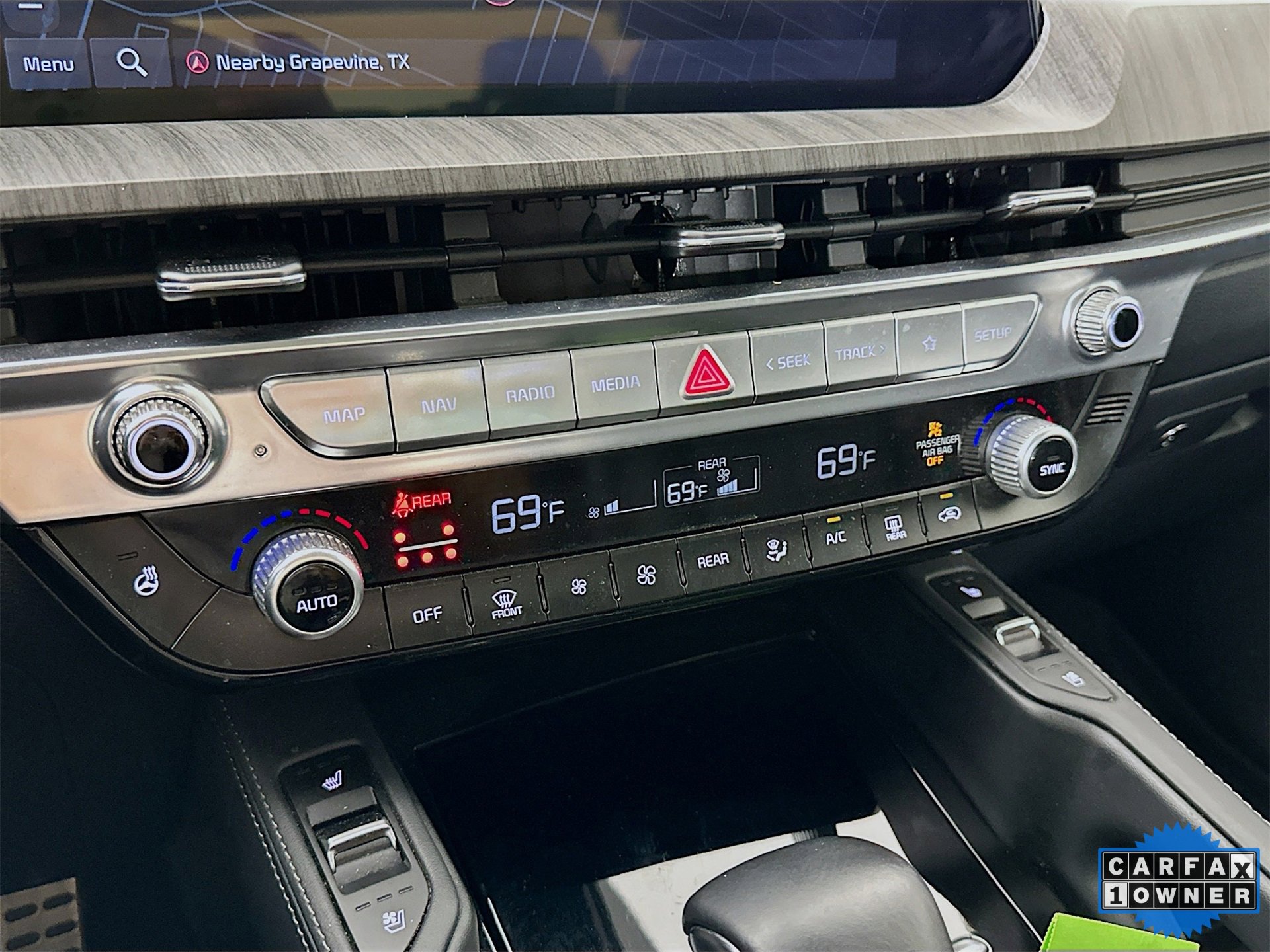 Used 2023 Kia Telluride SX image 17