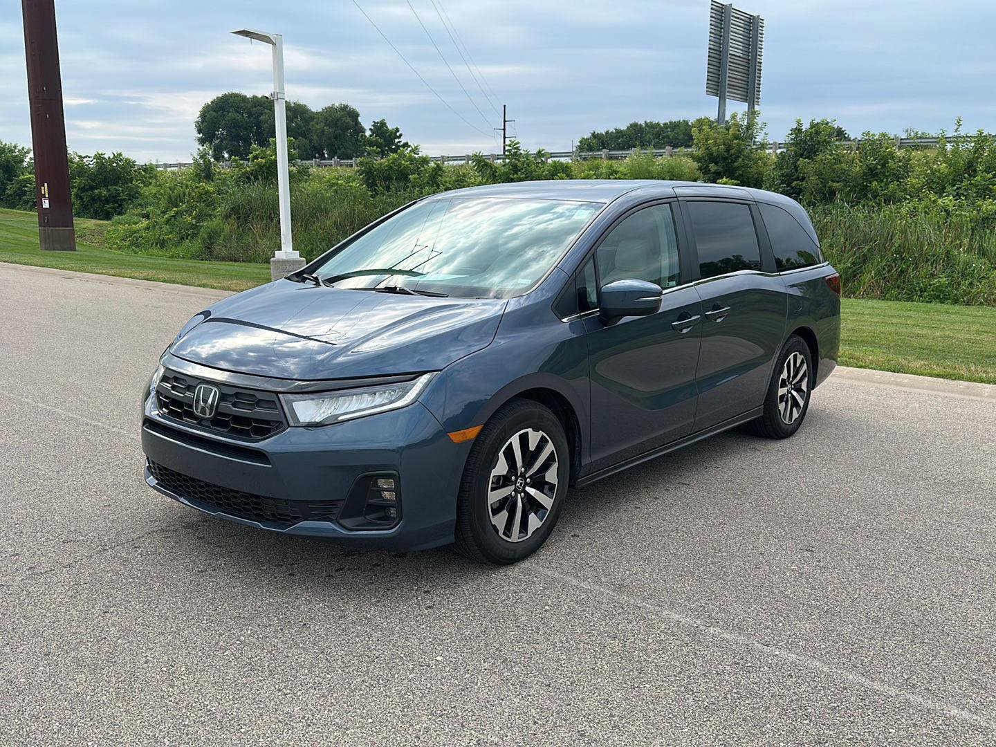 Used 2025 Honda Odyssey EX-L image 7