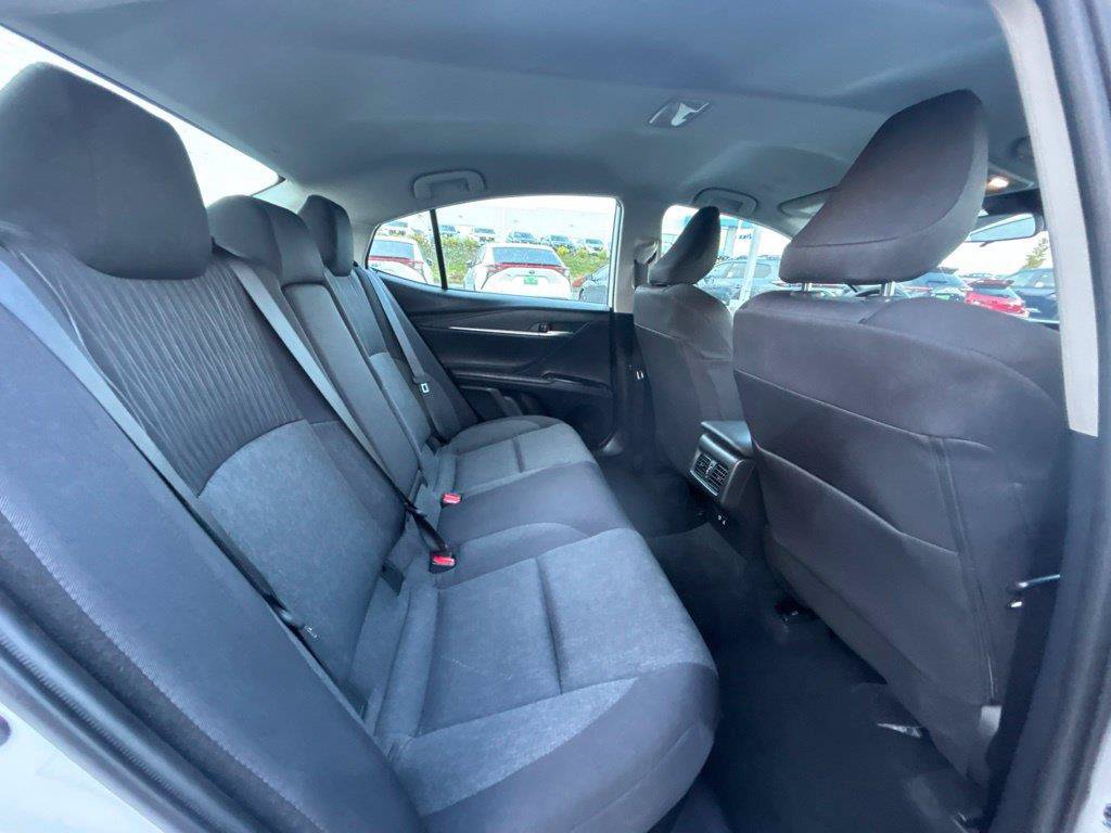 Used 2026 Toyota Camry LE FWD image 15