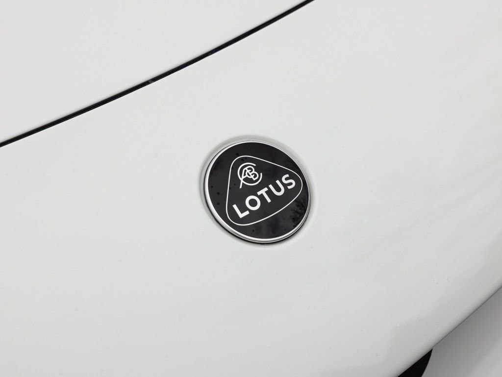New 2026 Lotus Emira SE RWD image 17