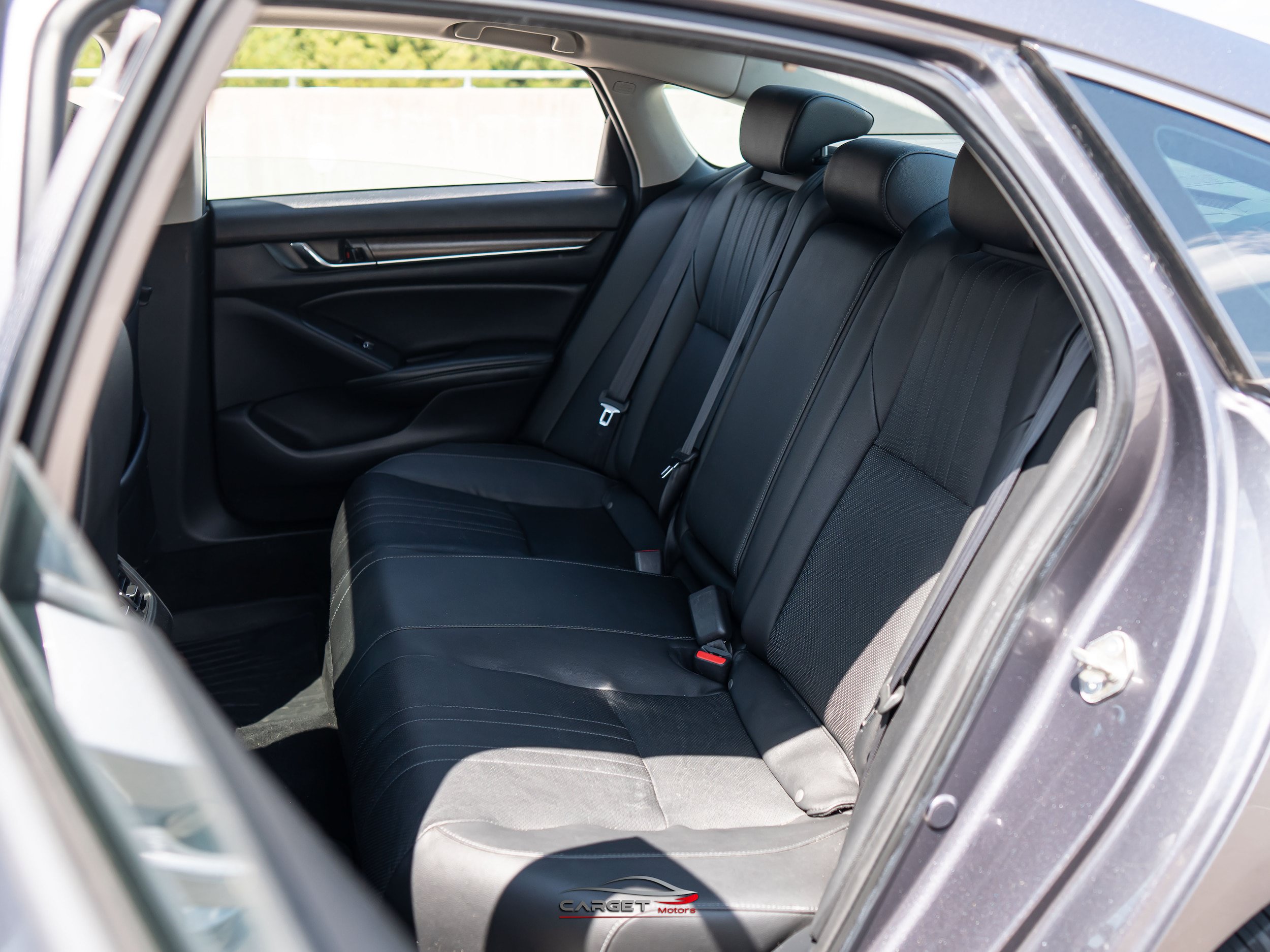 Used 2019 Honda Accord EX-L image 18