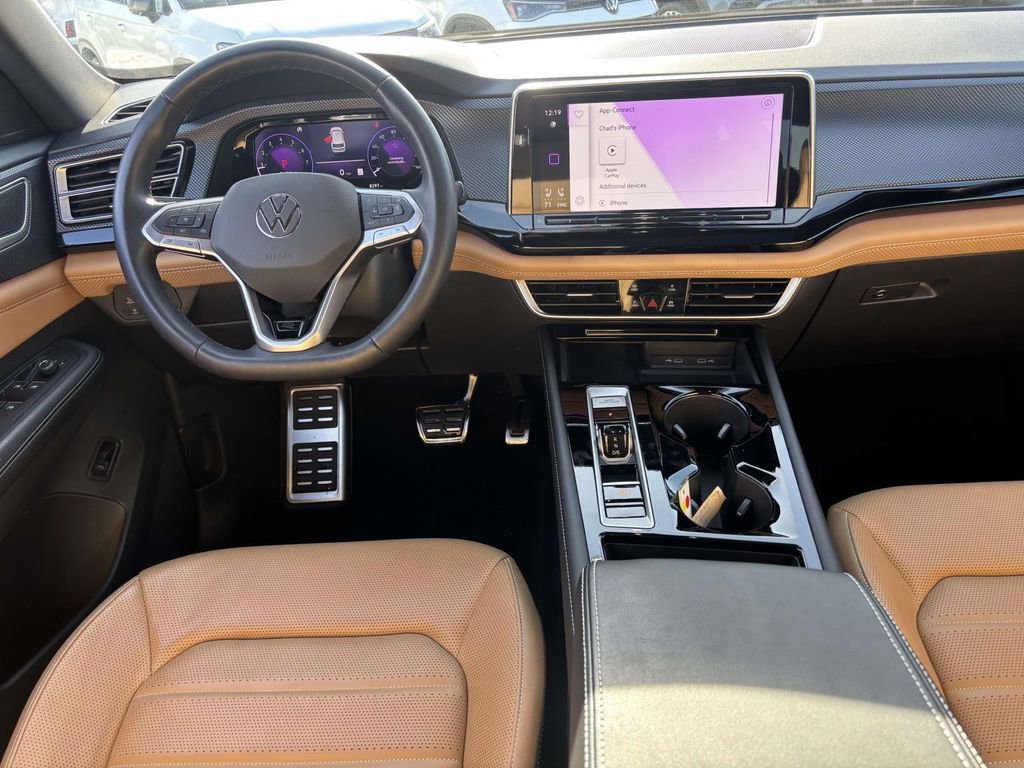 Used 2024 Volkswagen Atlas Cross Sport SEL R-Line image 28