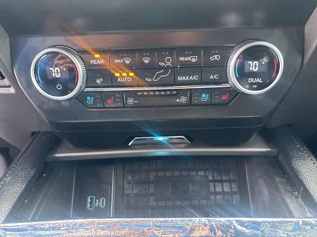 Used 2021 Ford Expedition XLT image 28