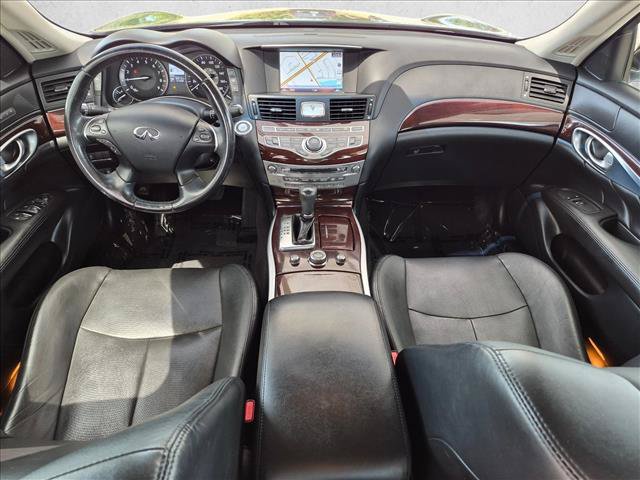 Used 2016 INFINITI Q70 L 5.6 AWD/4WD image 19
