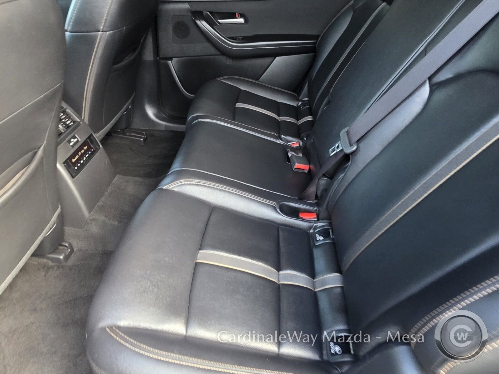 Used 2024 MAZDA CX-90 3.3 Turbo w/ Select Package image 28