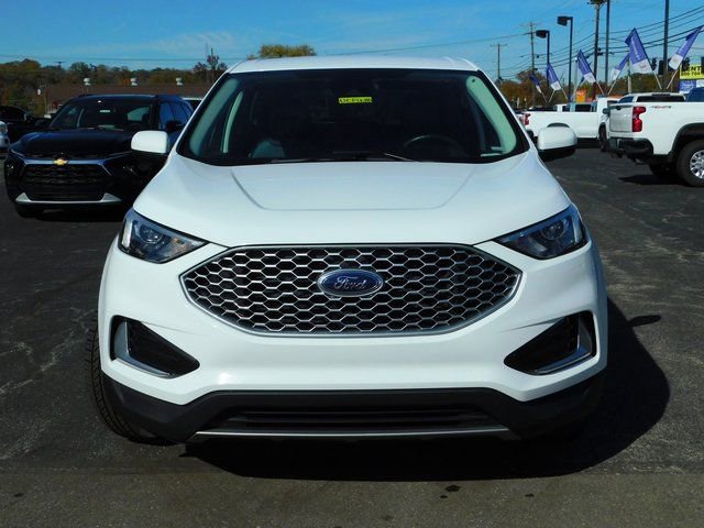 Used 2024 Ford Edge SEL image 3