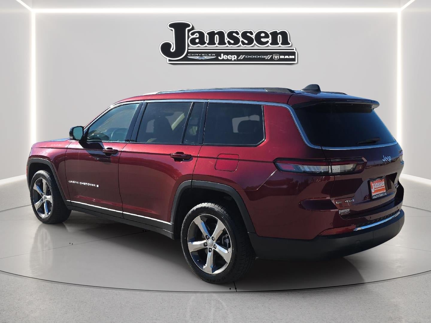 Used 2021 Jeep Grand Cherokee L Limited AWD/4WD image 3