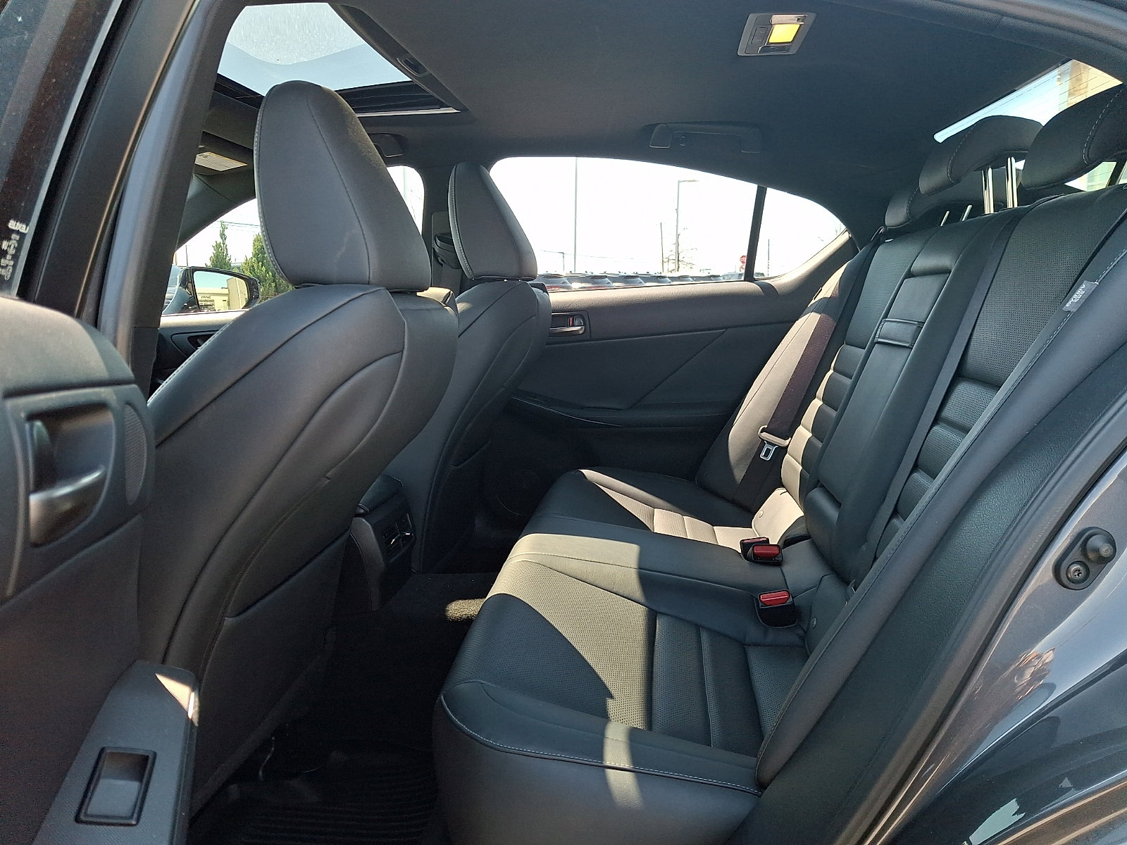 Used 2023 Lexus IS 350 F Sport AWD/4WD image 10