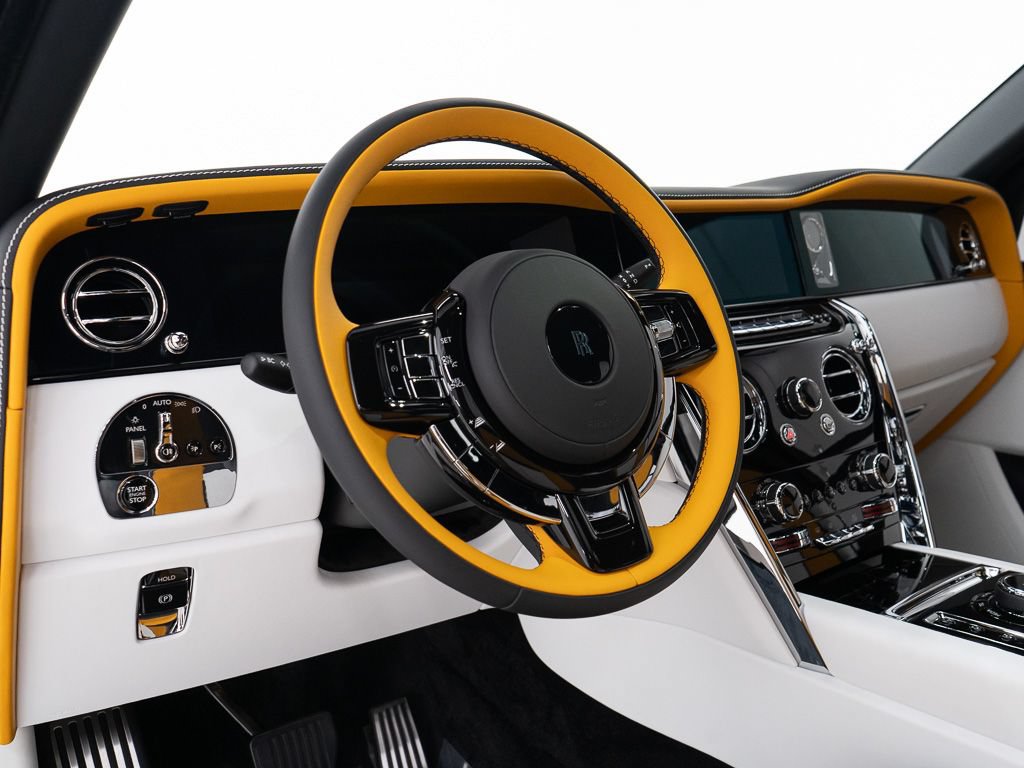 Certified 2026 Rolls-Royce Cullinan w/ Interior Detailing Package AWD/4WD image 15