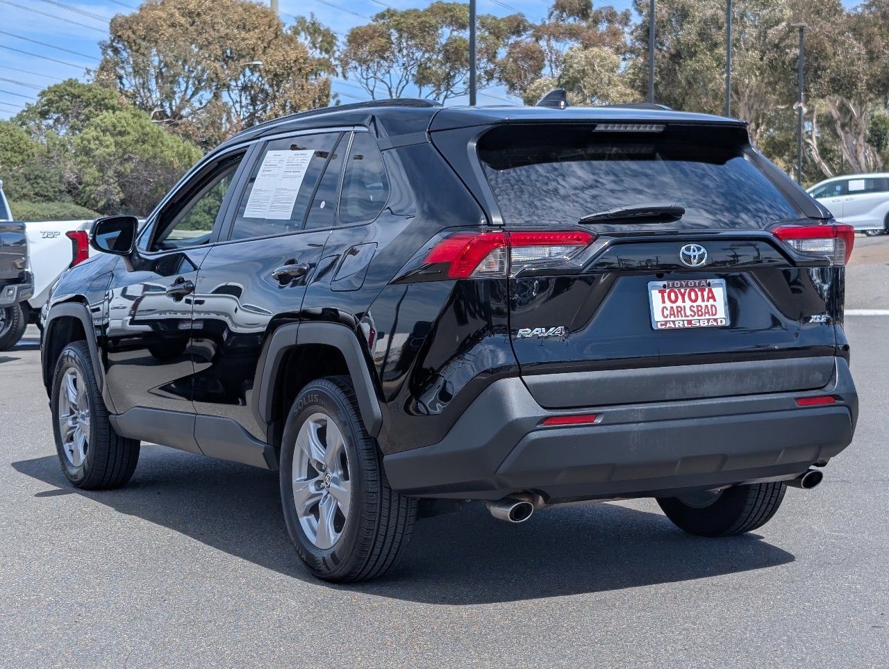 Used 2024 Toyota RAV4 XLE FWD image 12