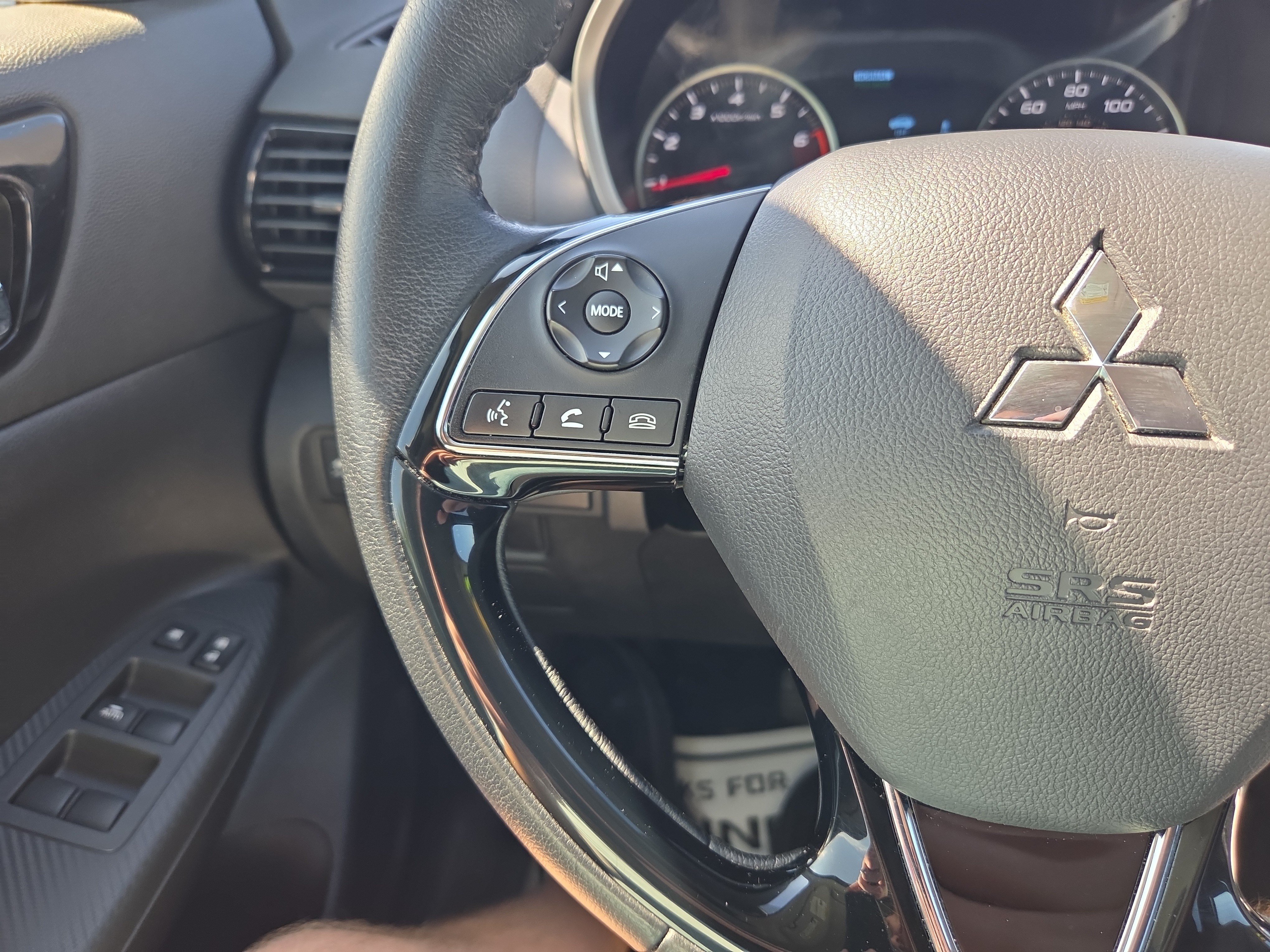 Used 2025 Mitsubishi Eclipse Cross SE AWD/4WD image 18