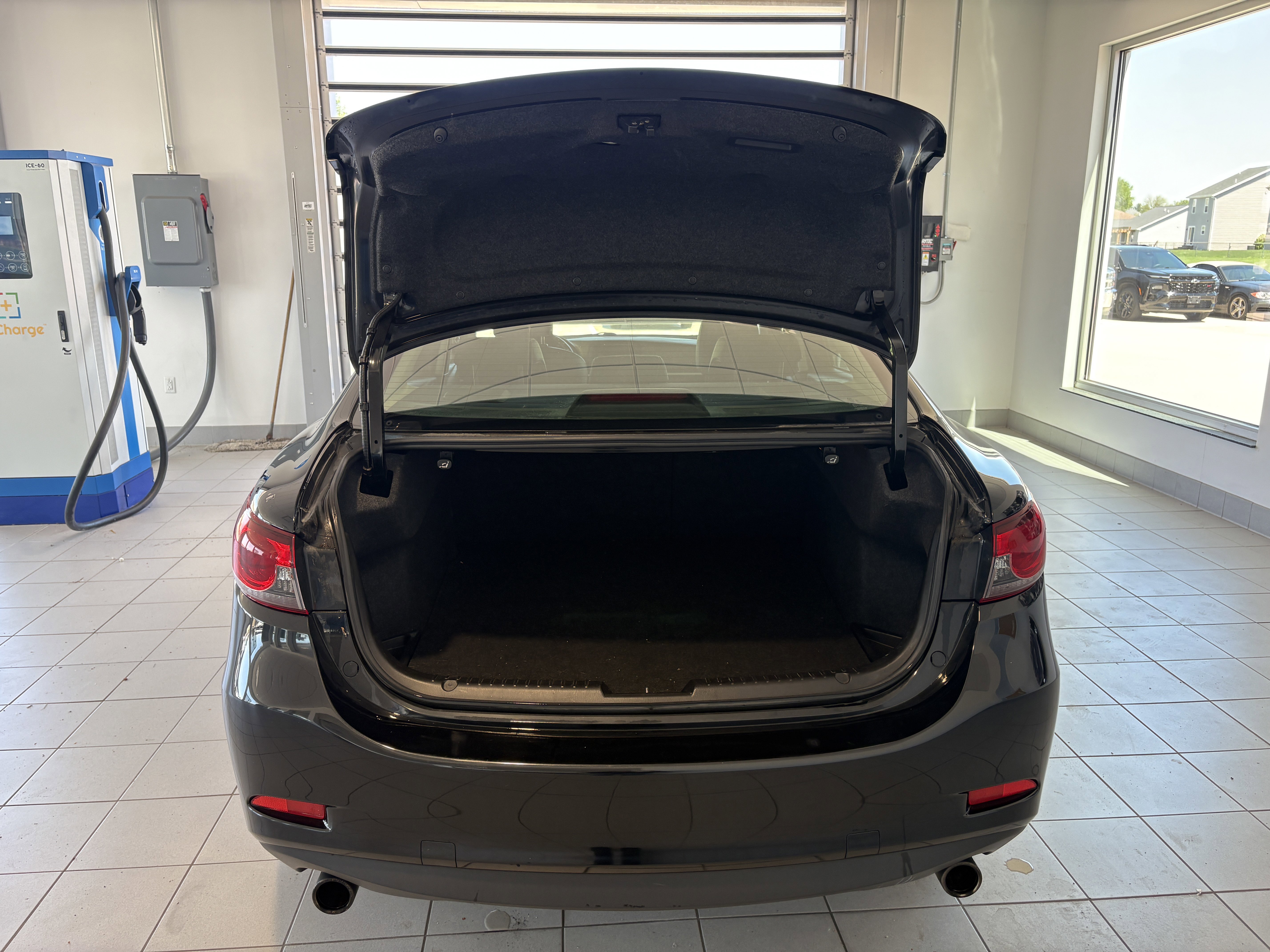 Used 2014 MAZDA MAZDA6 Touring w/ Touring Technology Package image 5