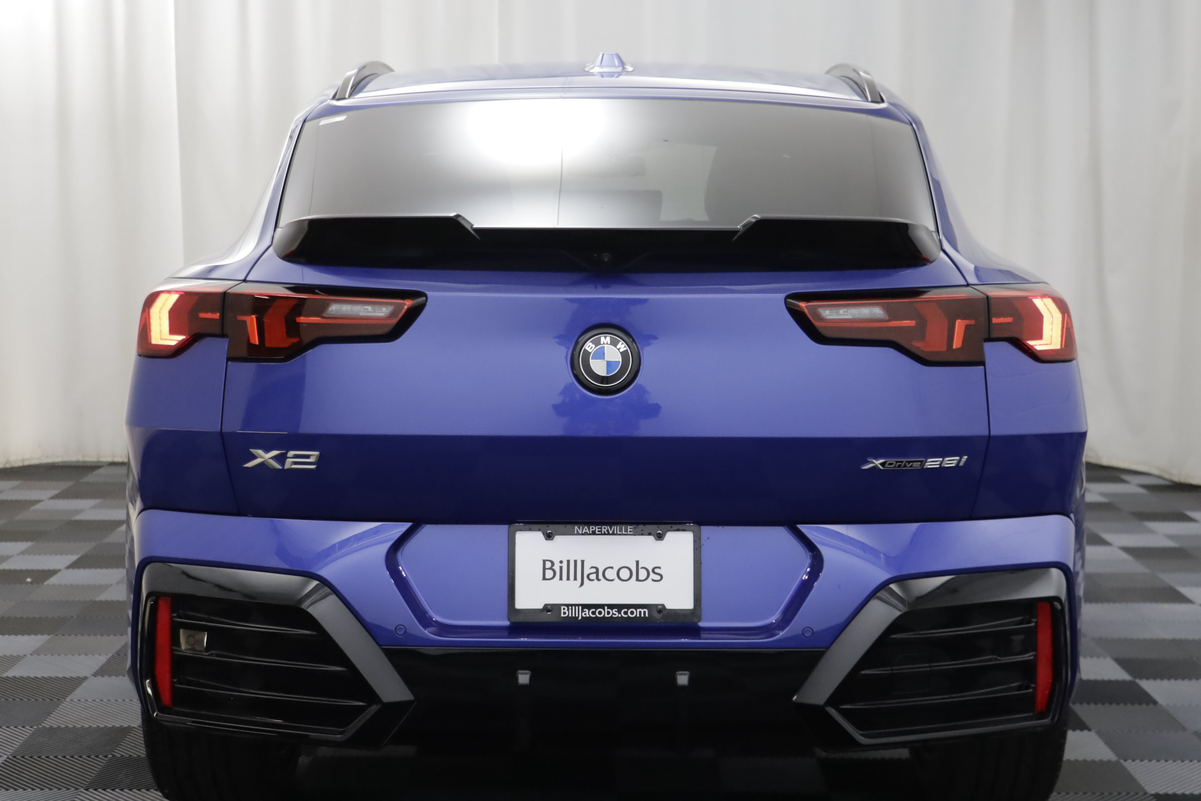 New 2027 BMW X2 xDrive28i w/ Technology Package AWD/4WD image 16