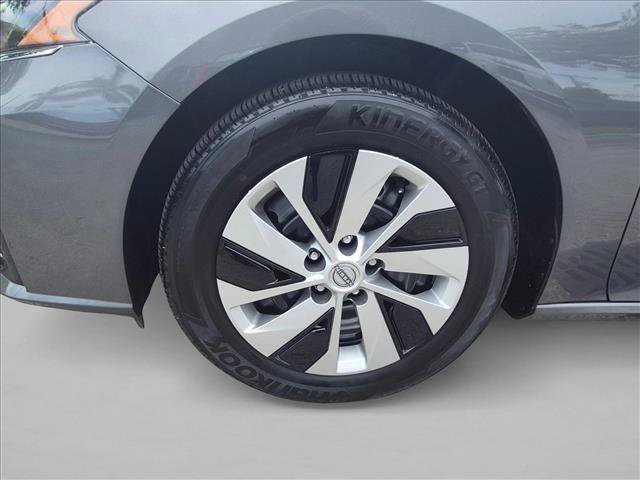 Certified 2025 Nissan Altima 2.5 S FWD image 22