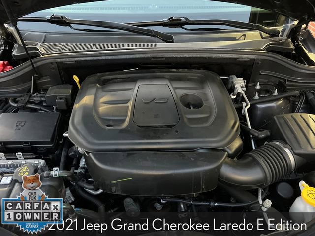 Used 2021 Jeep Grand Cherokee Laredo image 36