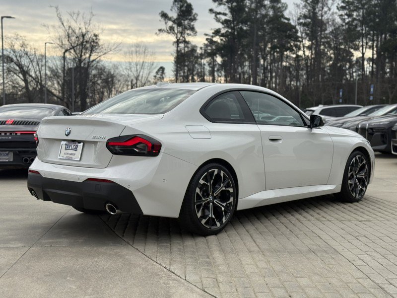 Certified 2025 BMW 230i 230i w/ M Sport Package image 6