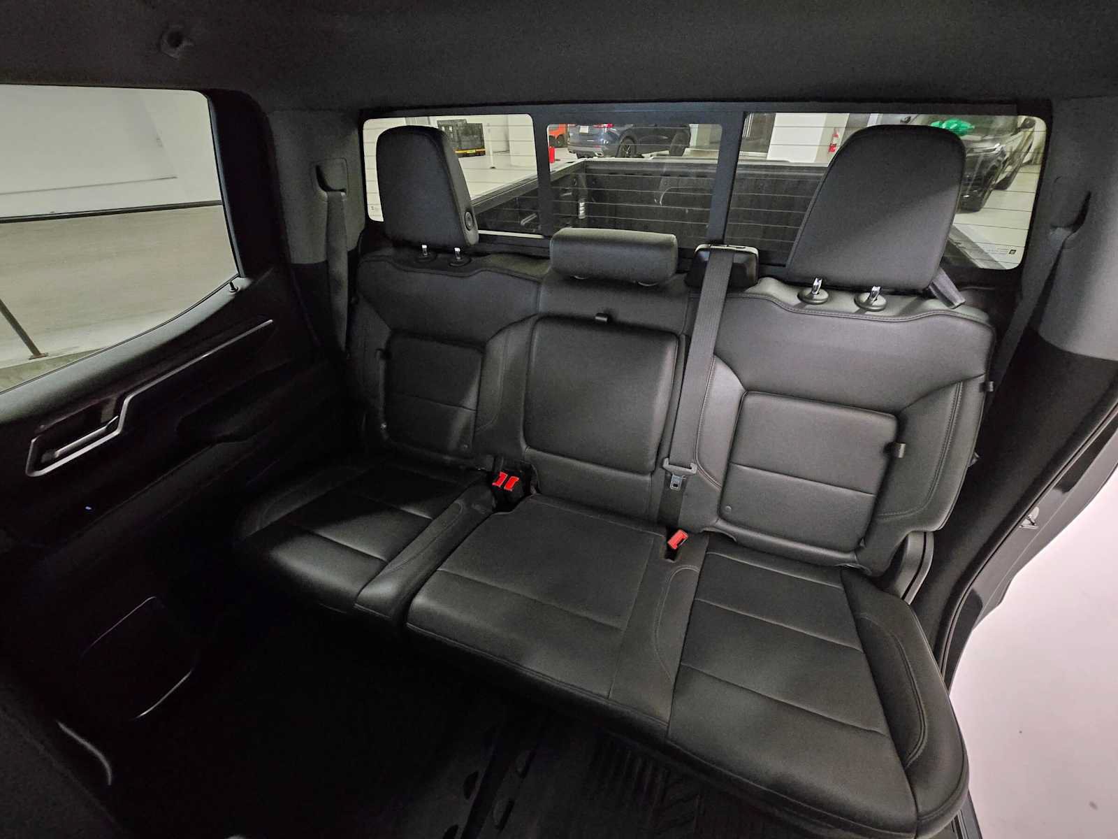 Used 2024 Chevrolet Silverado 1500 LTZ AWD/4WD image 18