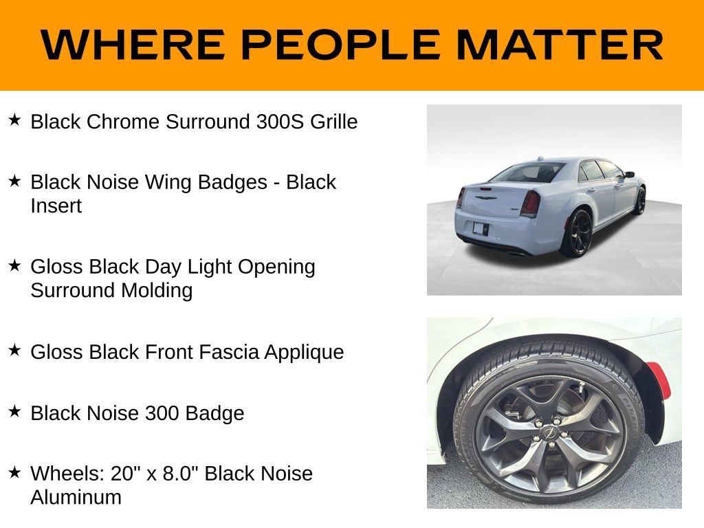 Used 2023 Chrysler 300 Touring w/ Sport Appearance Package image 33