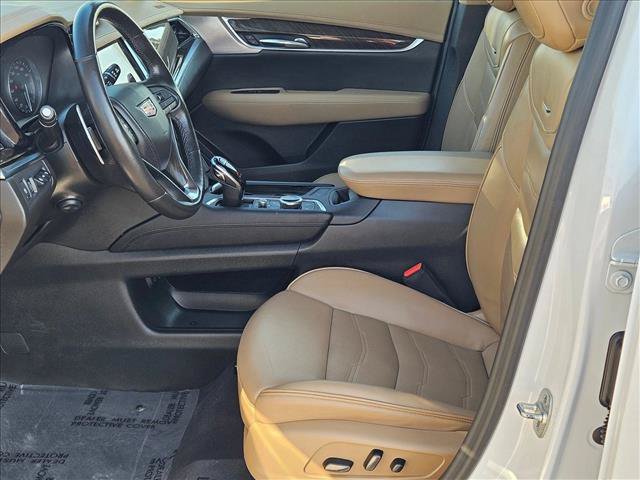 Used 2024 Cadillac XT6 Sport w/ Platinum Package AWD/4WD image 17
