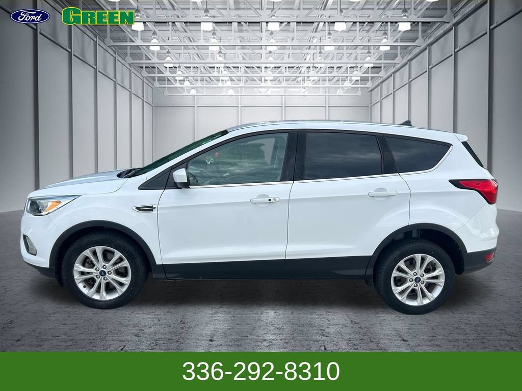 Used 2019 Ford Escape SE AWD/4WD image 2