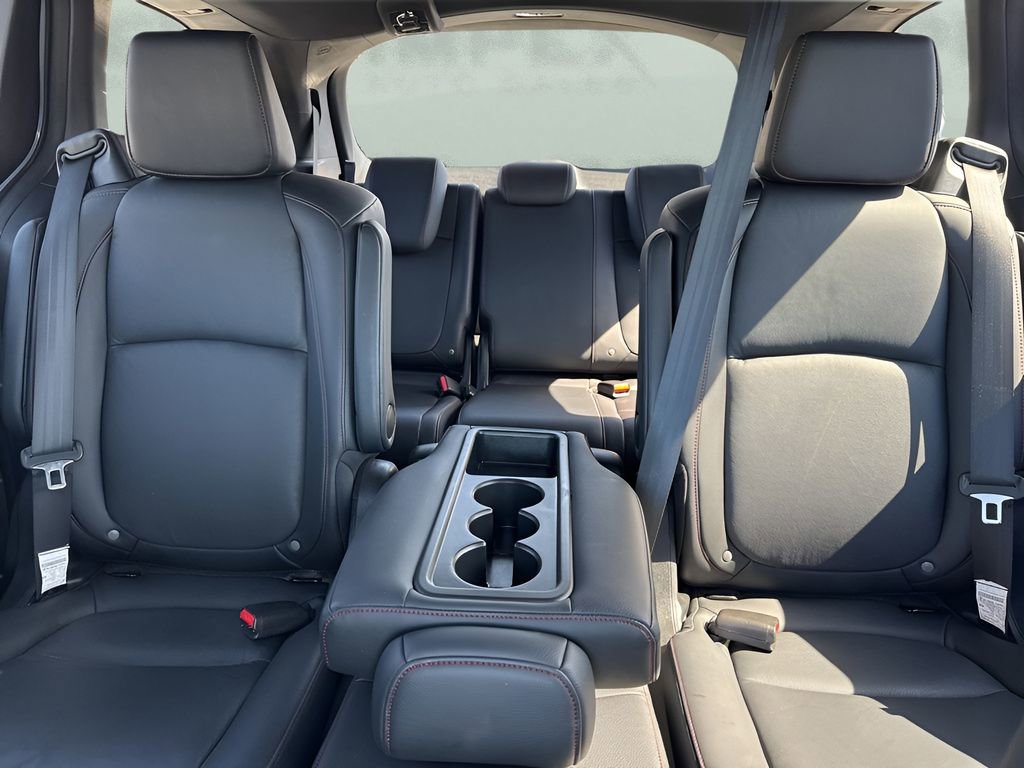 Used 2025 Honda Odyssey Sport-L image 13