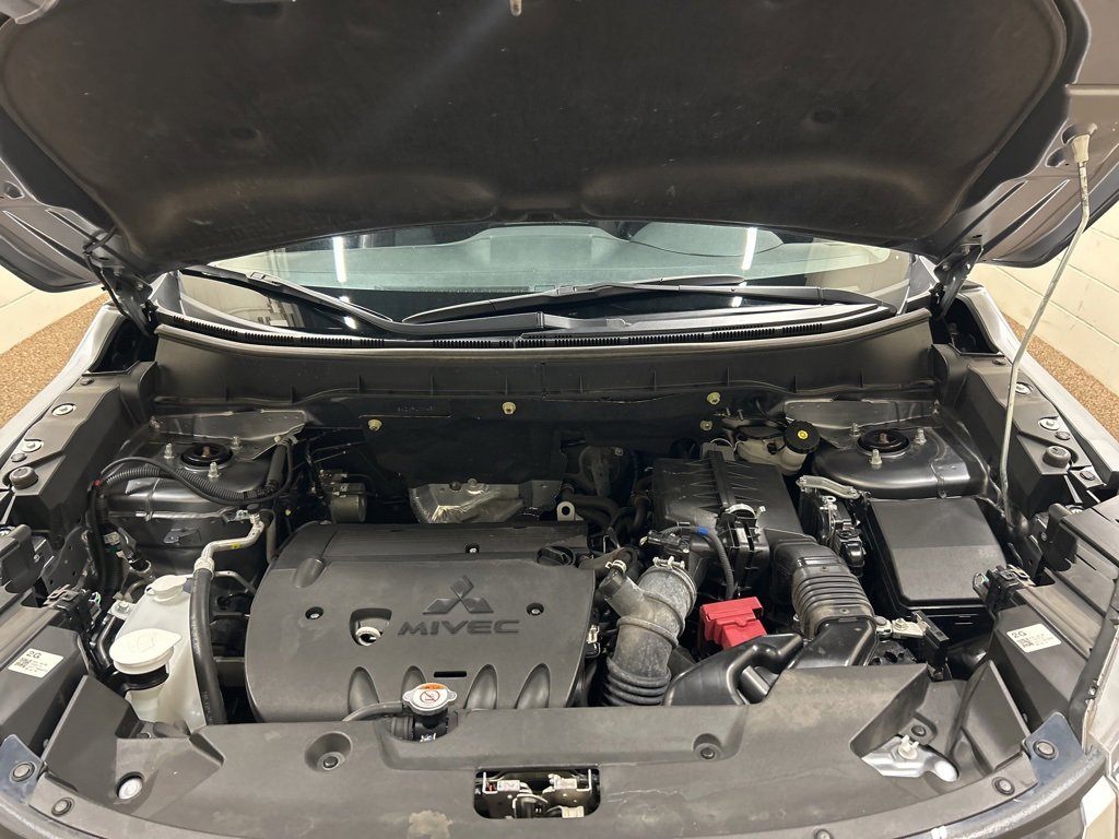 Used 2024 Mitsubishi Outlander Sport SE image 12