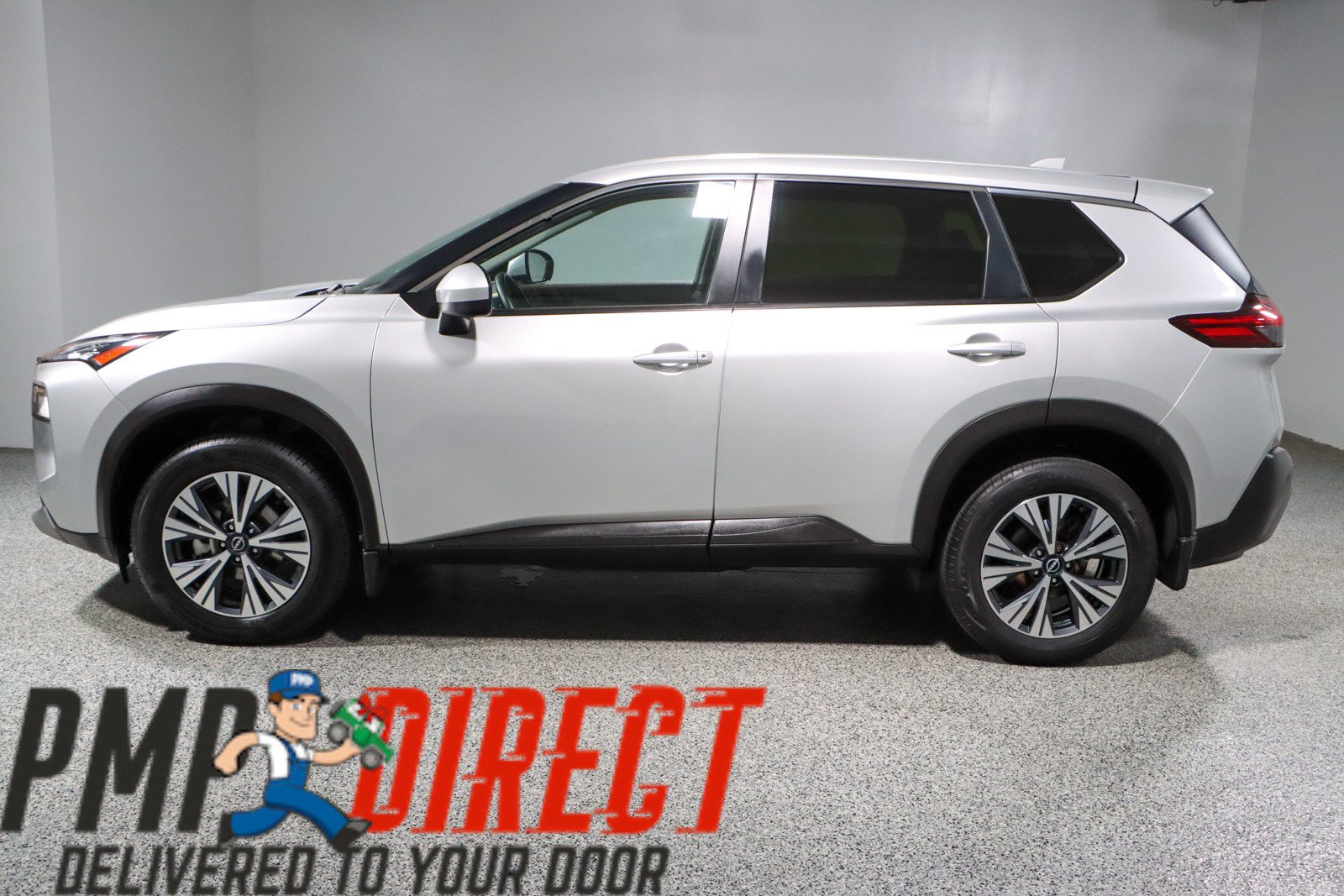 Used 2023 Nissan Rogue SV FWD image 10