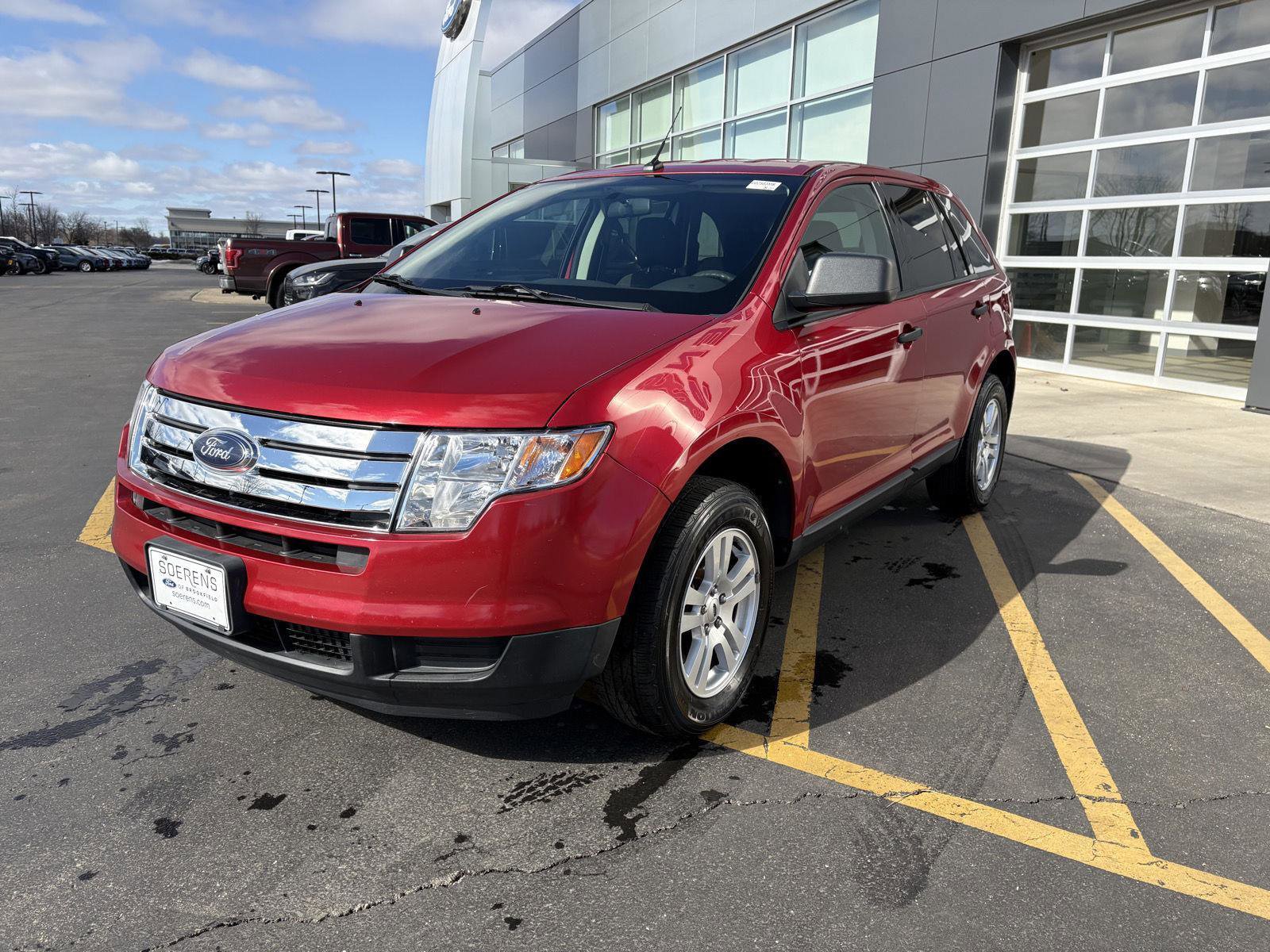 Used 2010 Ford Edge SE image 3