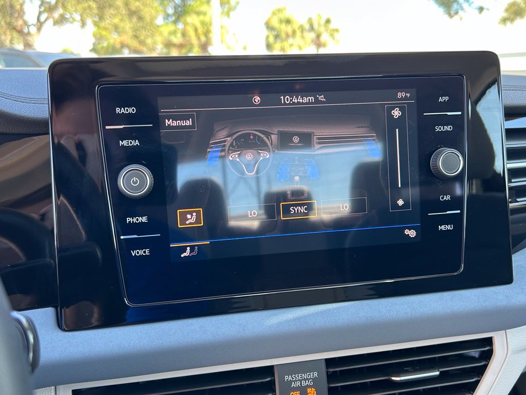Certified 2026 Volkswagen Jetta SE FWD image 27