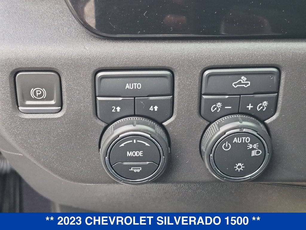Used 2023 Chevrolet Silverado 1500 LT AWD/4WD image 27