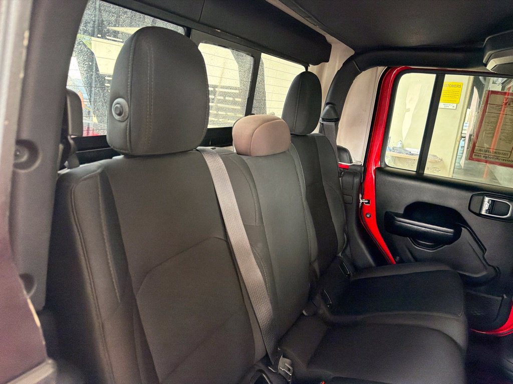 Used 2021 Jeep Gladiator Sport AWD/4WD image 30