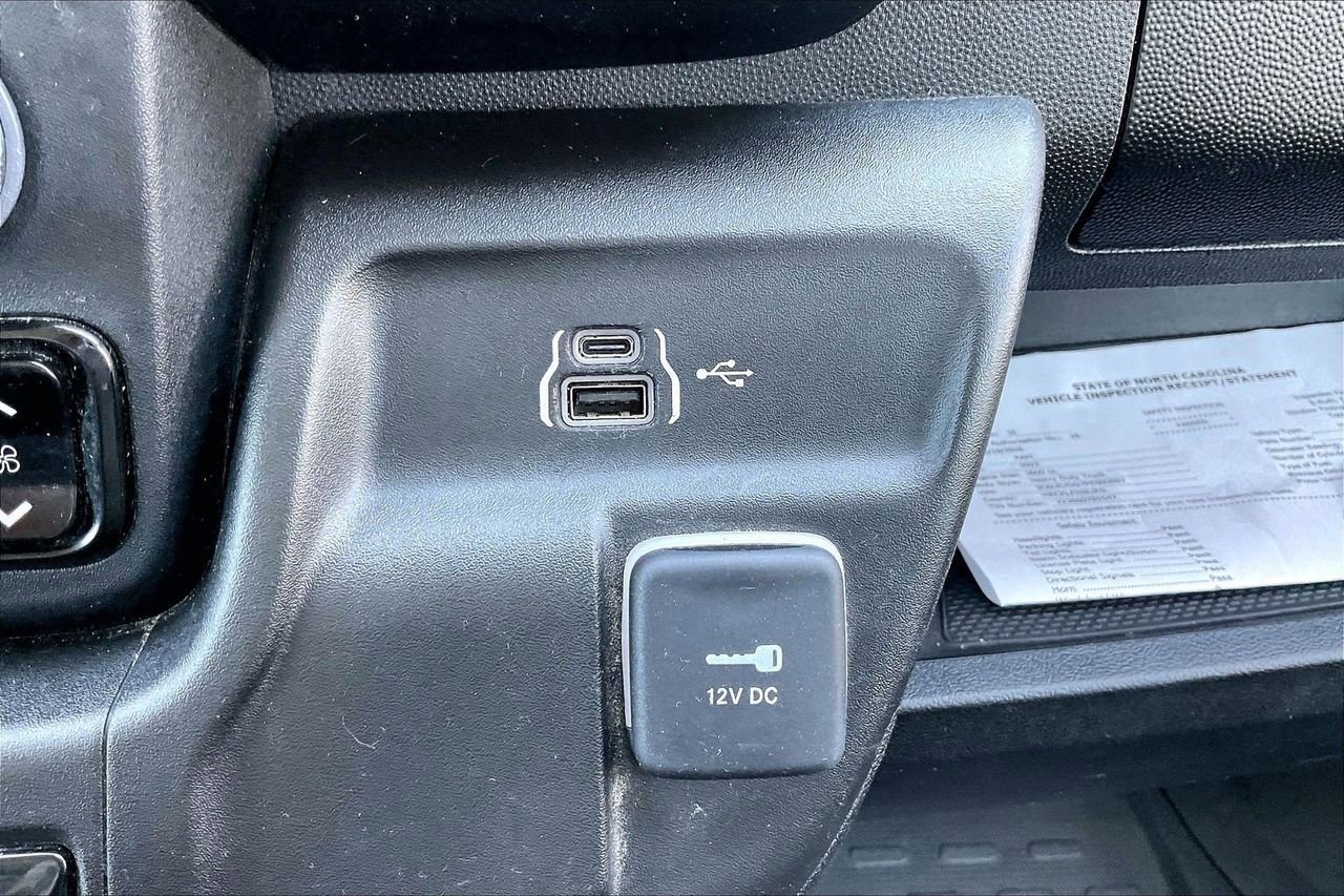 Used 2023 RAM ProMaster 2500 image 16