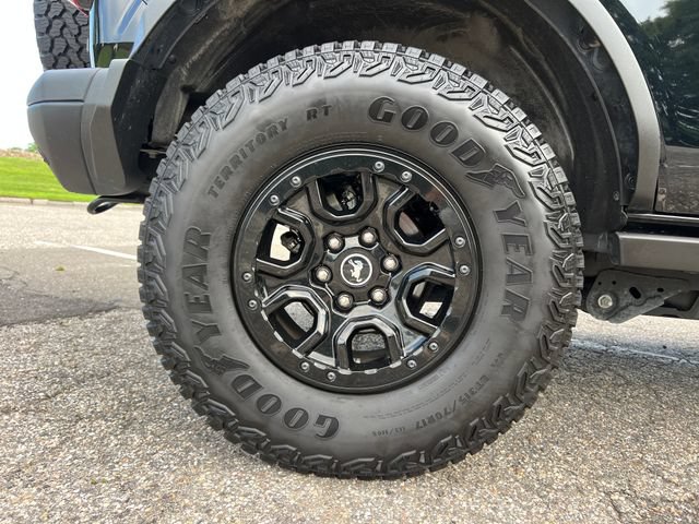 Used 2025 Ford Bronco Badlands AWD/4WD image 14