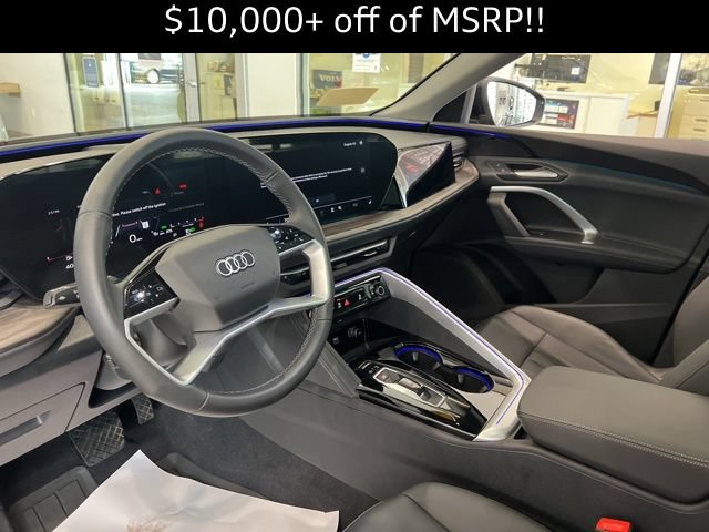 Used 2025 Audi Q5 Premium AWD/4WD image 13