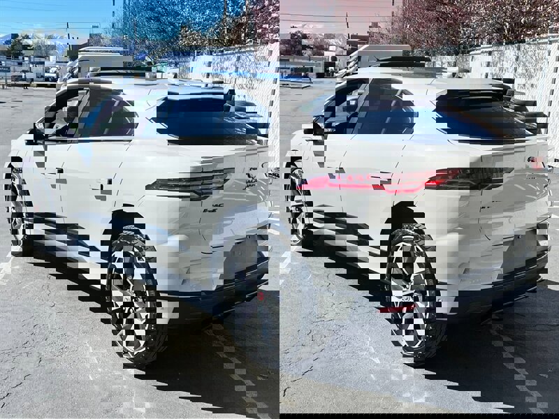 Used 2022 Jaguar I-PACE HSE image 5