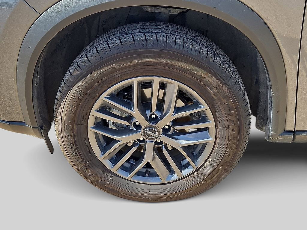 Used 2024 Nissan Rogue S FWD image 10