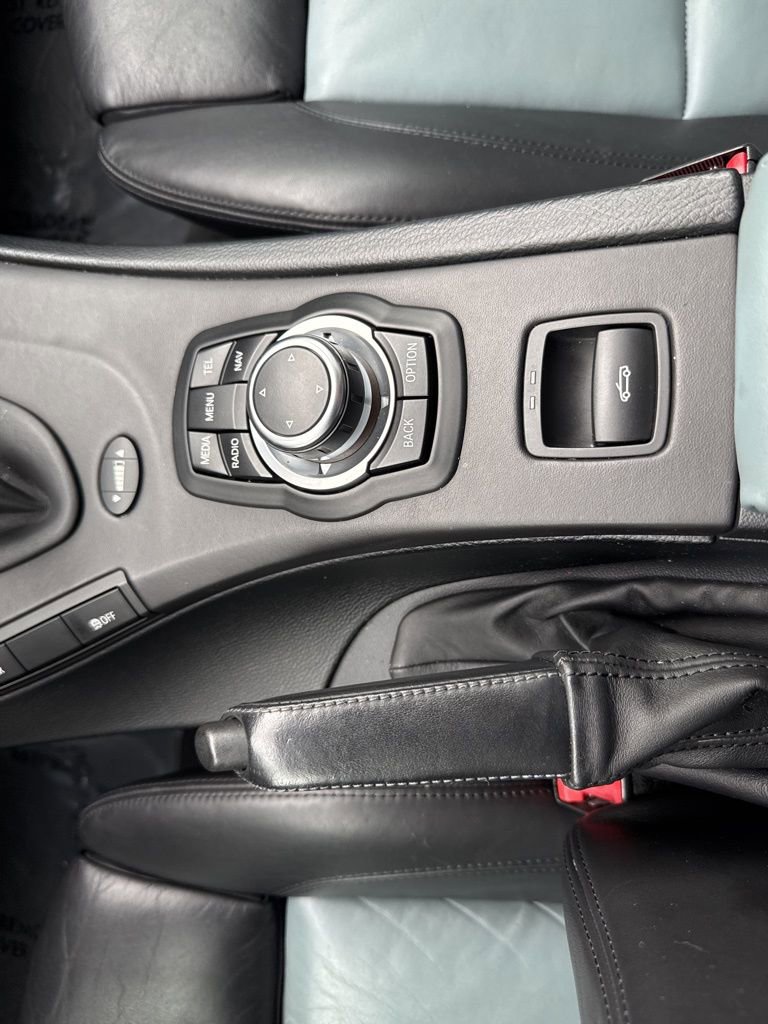 Used 2013 BMW M3 Convertible image 15