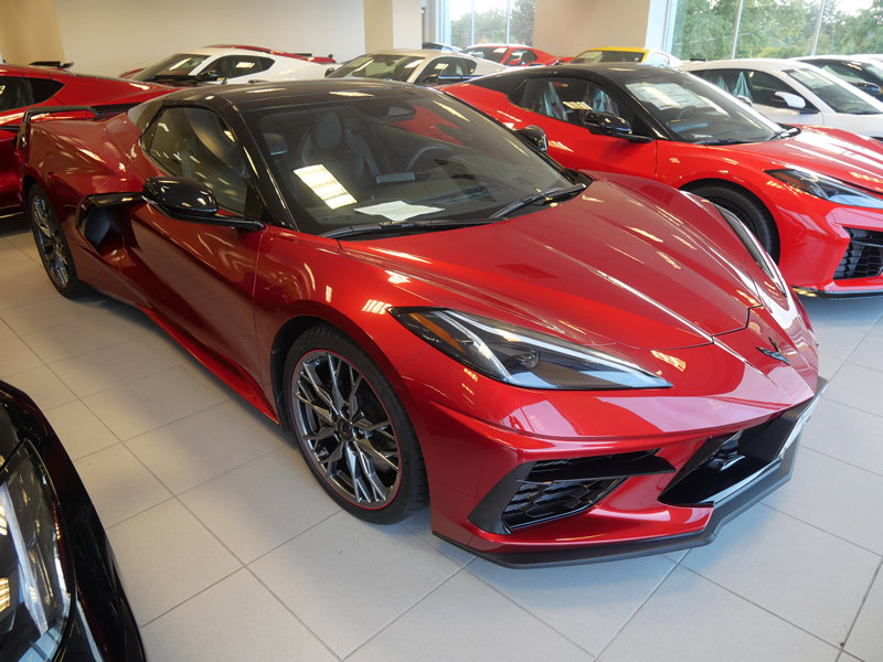 Used 2024 Chevrolet Corvette Stingray Preferred Conv w/ Z51 Performance Package RWD image 1