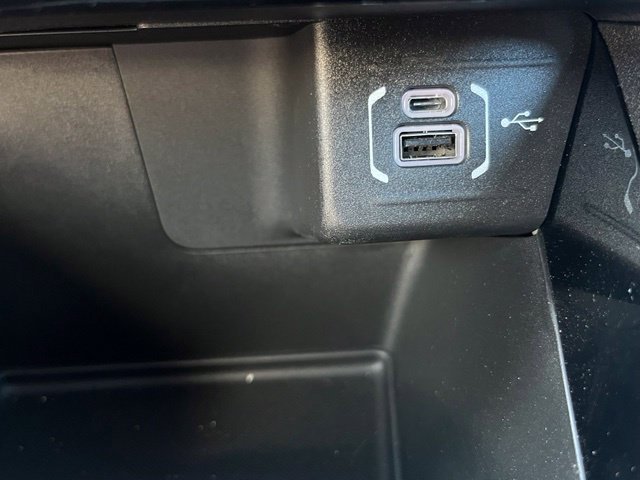 New 2026 Jeep Compass Latitude AWD/4WD image 32