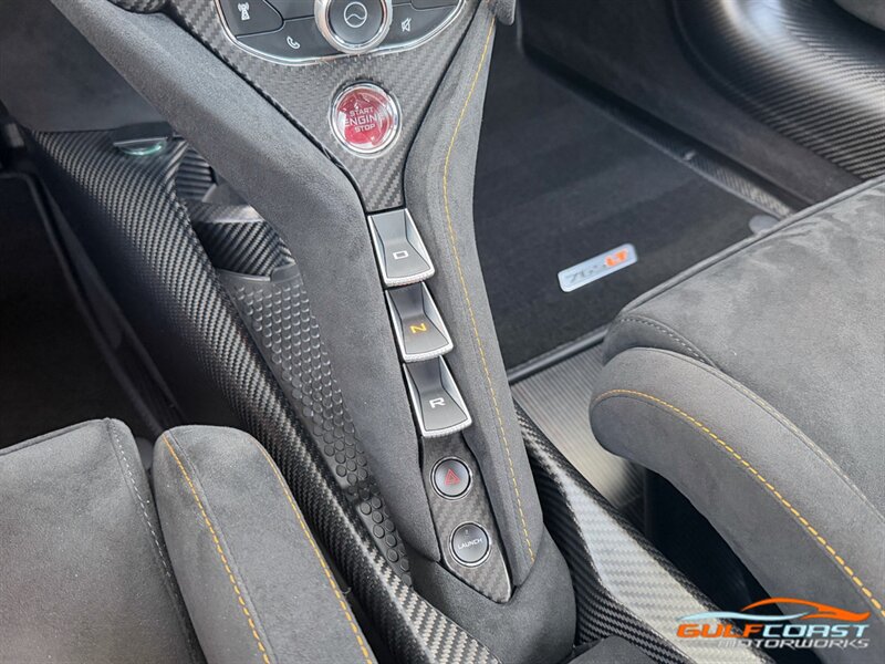 Used 2021 McLaren 765LT RWD image 21