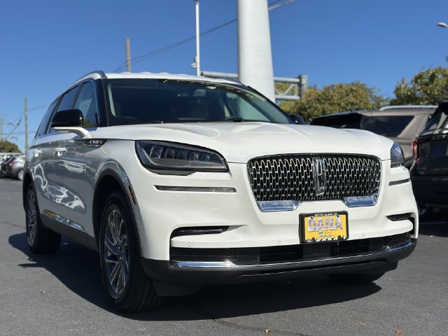 Certified 2024 Lincoln Aviator AWD w/ Elements Package image 48