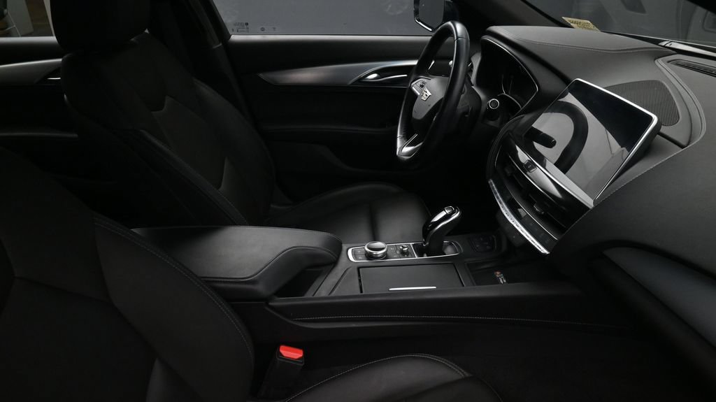Certified 2024 Cadillac CT5 Luxury RWD image 2