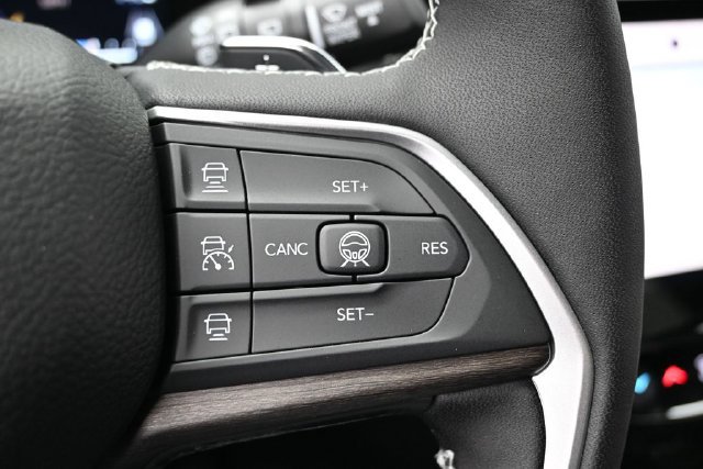New 2026 Jeep Grand Cherokee Altitude AWD/4WD image 26