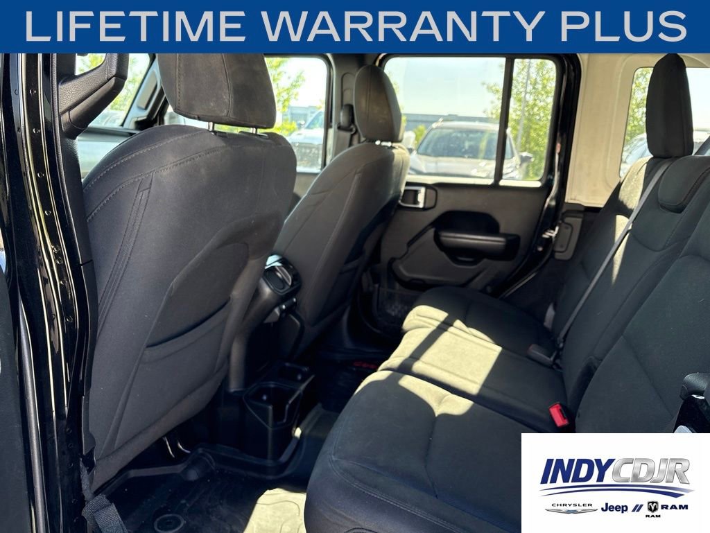 Used 2018 Jeep Wrangler Unlimited Sport S AWD/4WD image 8