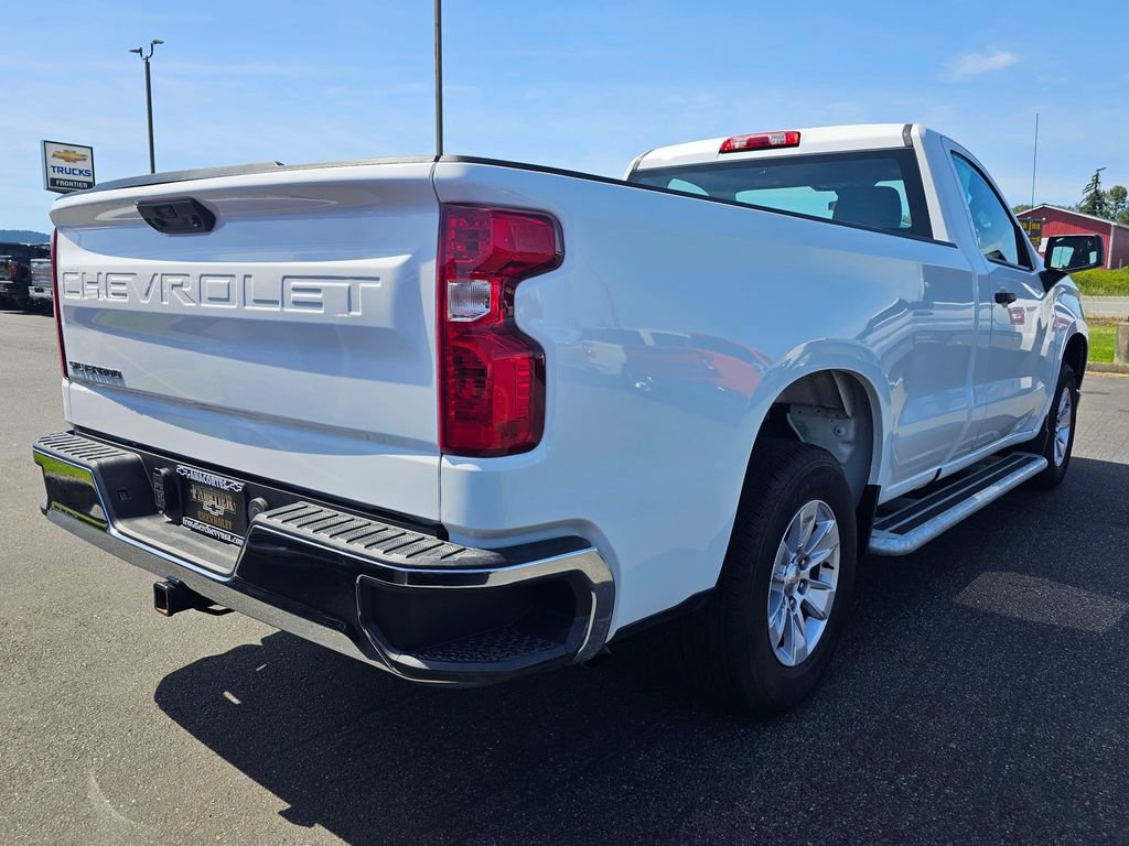 Used 2025 Chevrolet Silverado 1500 W/T RWD image 3