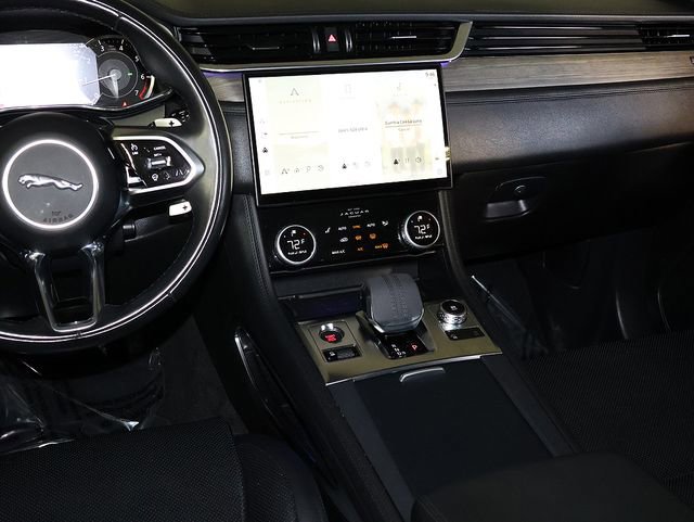 Used 2022 Jaguar F-PACE S AWD/4WD image 16